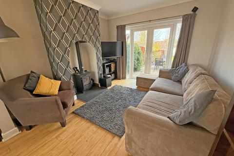 42 Delrene Road, Shirley, Solihull, B90 2HJ