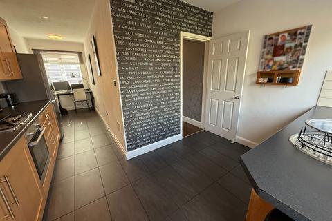42 Delrene Road, Shirley, Solihull, B90 2HJ