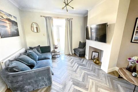 3 bedroom semi-detached house for sale, Rydal Gardens, Harton, South Shields, Tyne and Wear, NE34 0EB
