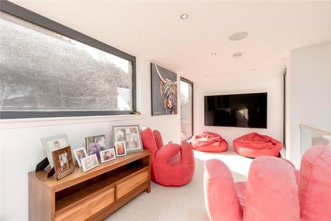 4 Bramdean Grove, Edinburgh, EH10 6JU