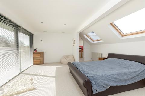 4 Bramdean Grove, Edinburgh, EH10 6JU