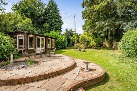 Grenfell Drove Road, Chilbolton, Stockbridge, SO20 6AB