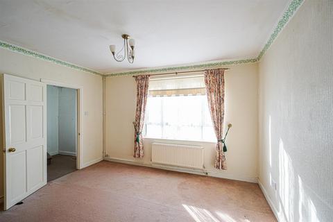 2 bedroom semi-detached house for sale, Quebec Road, St. Leonards-On-Sea