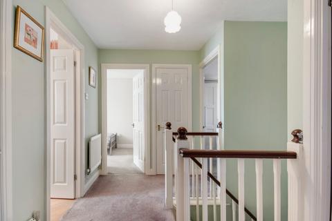 12 Taylor Row, Dartford, DA2 7DX