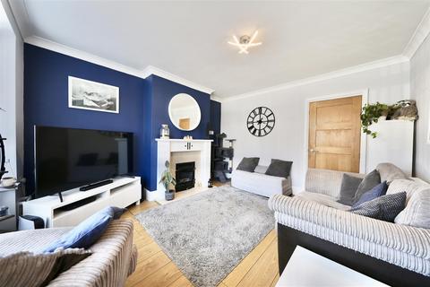 57 Brooklands Road, Hull, HU5 5AD