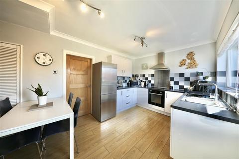 57 Brooklands Road, Hull, HU5 5AD