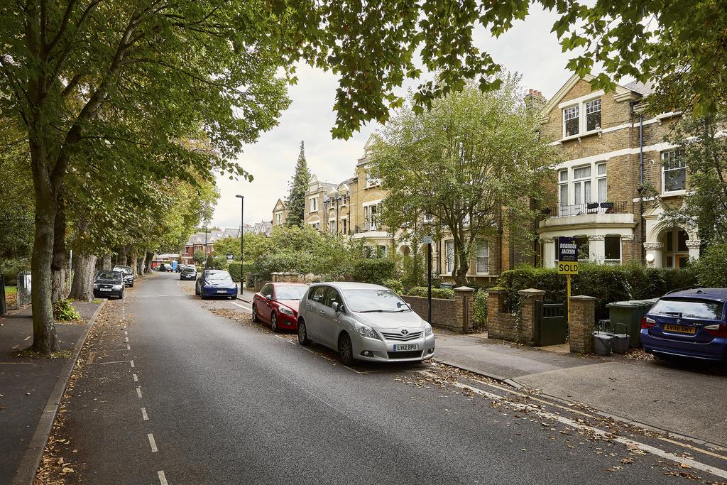 142992 - 220928 TMH 24 A Lewisham Park, London H...