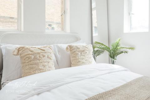 1 bedroom apartment to rent, Stoke Newington High Street, LONDON