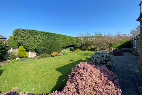 4 bedroom detached house for sale, Alderlea Close (Off Love Lane), Pedmore, Stourbridge, DY8