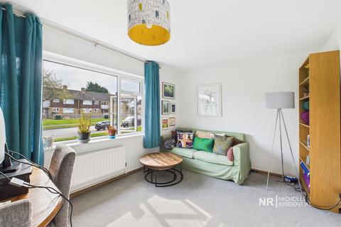 1 bedroom flat for sale, West Ewell KT19