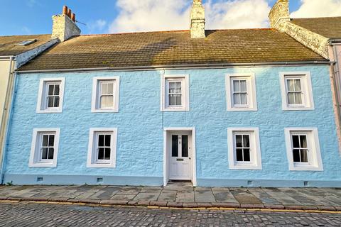 High Street, Alderney GY9