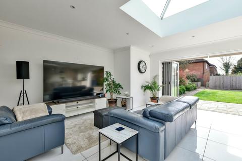 Brays Cottage Chalk Lane, Hyde Heath, Amersham, HP6 5SA