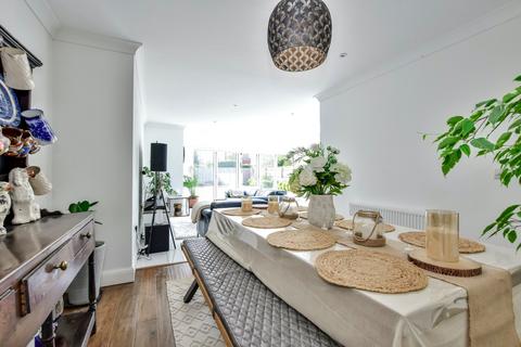 Brays Cottage Chalk Lane, Hyde Heath, Amersham, HP6 5SA