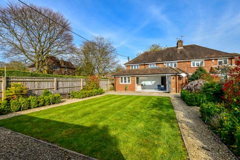 Brays Cottage Chalk Lane, Hyde Heath, Amersham, HP6 5SA
