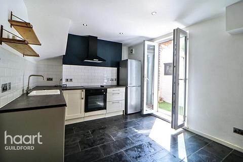 112 Walnut Tree Close, Guildford, GU1 4UQ