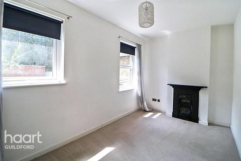 112 Walnut Tree Close, Guildford, GU1 4UQ