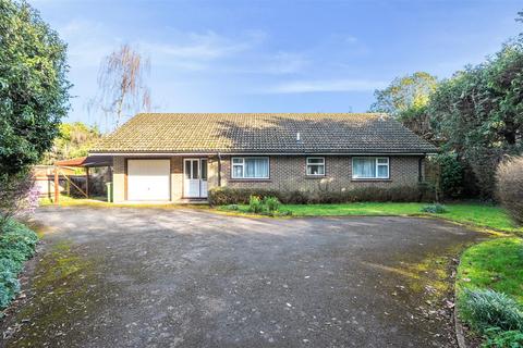 undefined, Chipstead, Surrey
