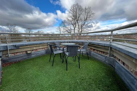 2 bedroom apartment for sale, Scarcroft Hill, York