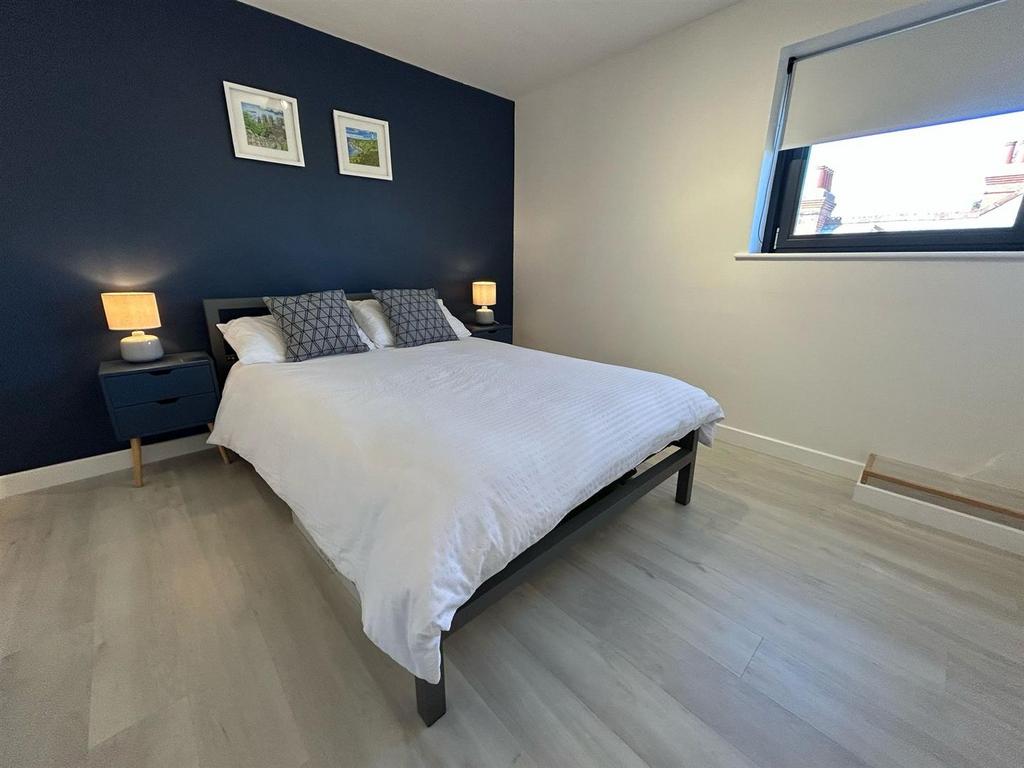 New Bedroom 1.jpg