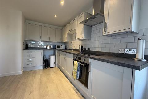 2 bedroom apartment for sale, Scarcroft Hill, York
