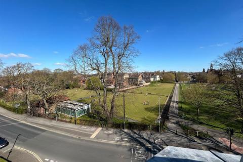 2 bedroom apartment for sale, Scarcroft Hill, York