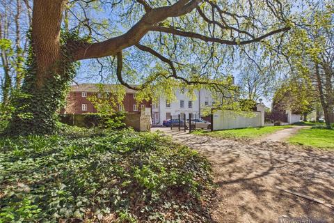 undefined, Weston Green Road, Surrey KT7