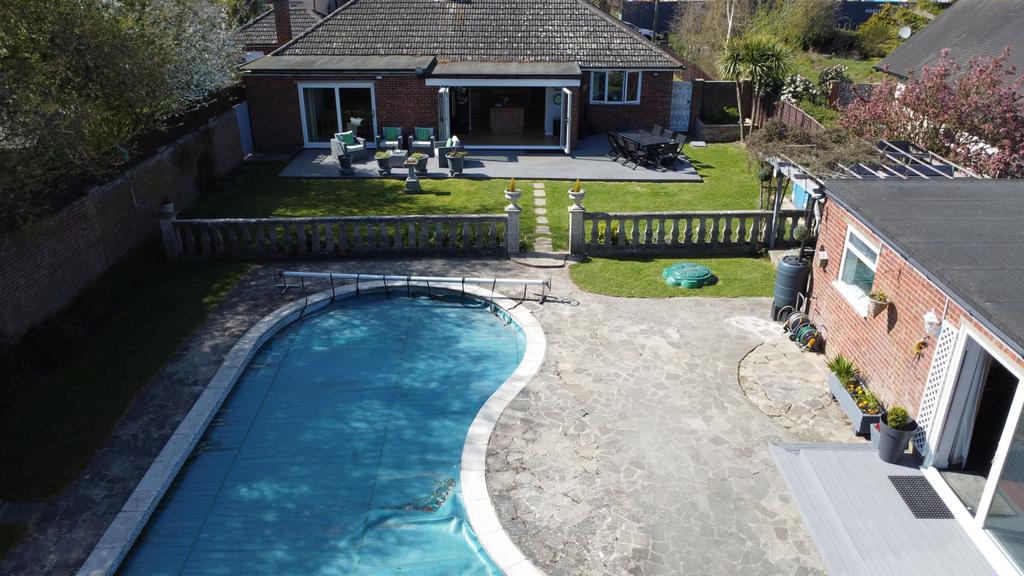 Drone Pool
