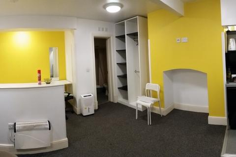 undefined, Wakefield, WF1