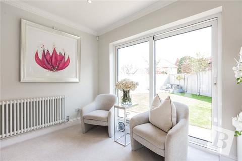 4 bedroom detached house for sale, Melville Drive, Wickford, Essex, SS12