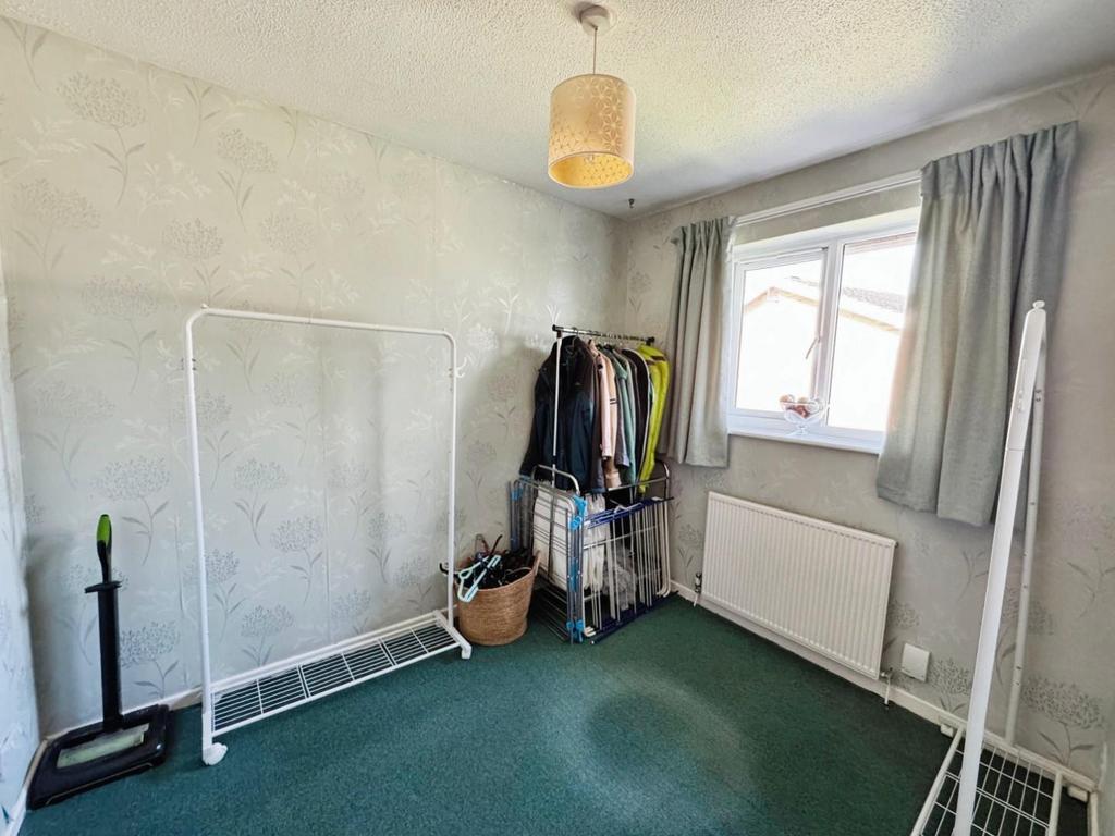 Bedroom 4.jpg