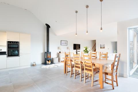 4 bedroom house for sale, 2 Higher Farm, Trebetherick