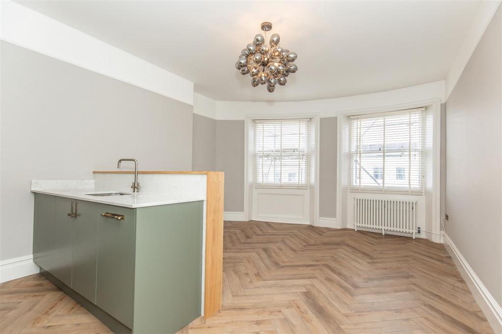 Kitchen / Living Room