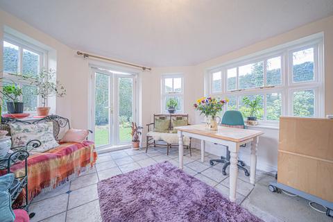 2 Appletree Close, Catherine De Barnes, Solihull, B91 2TQ