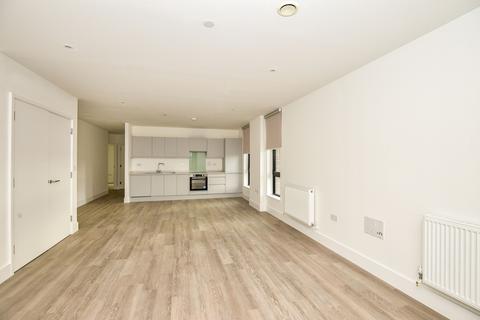 2 bedroom flat to rent, Medway Street Chatham ME4