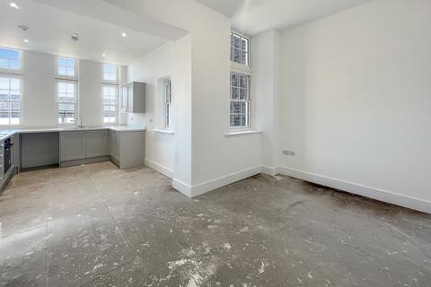 1 bedroom ground floor flat for sale, The Buckley, Old Chester Road, Hollywell, CH8