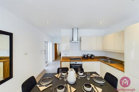 3 bedroom end of terrace house to rent, Cottage Walk, 175 Roding Lane North, Woodford, Essex, IG8