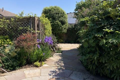 undefined, East Hayling Island, PO11
