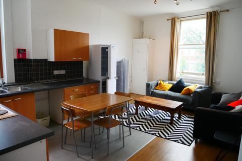 6 bedroom terraced house to rent, Egremont Place, Brighton BN2