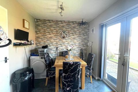 2 bedroom semi-detached house for sale, Chandler Way, Lowton