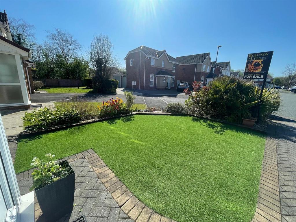 Front gardens.jpg