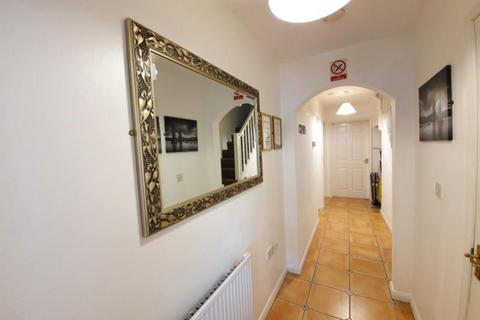 undefined, Room 5, Coventry CV1