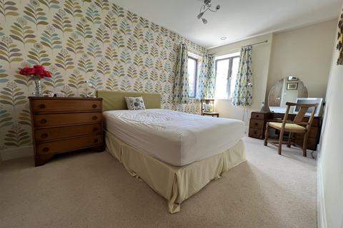 1 bedroom apartment for sale, Jebb Court, Ellesmere.
