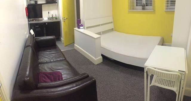 2-4 Peterson Road, Studio 8