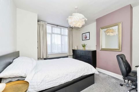 3 bedroom semi-detached house for sale, Manor Lane, Sunbury-On-Thames TW16