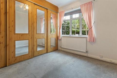 5 Clay Lane, Holton Le Clay, Grimsby, DN36 5AG