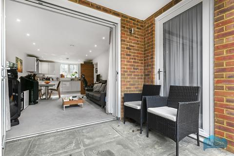 1 bedroom apartment to rent, Ashridge Close, Finchley, London, N3