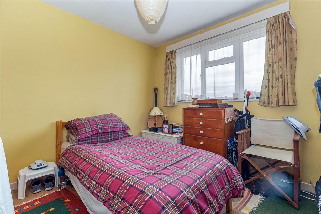 Bedroom-2-2.jpg