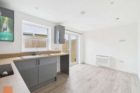 3 bedroom semi-detached house to rent, Madison Villas, Longdowns, Penryn, TR10 9DL