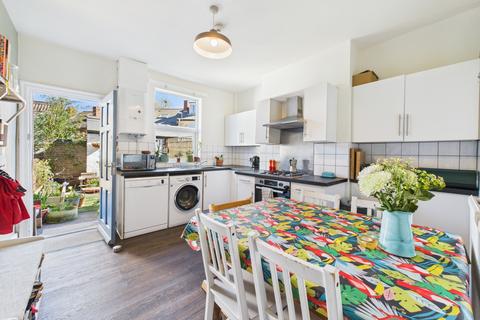 109 Valley Road, Meersbrook, Sheffield, S8 9FX