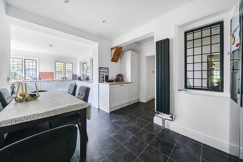 3 bedroom detached house for sale, Alderbrook Road, Smithwood Common, Cranleigh, GU6